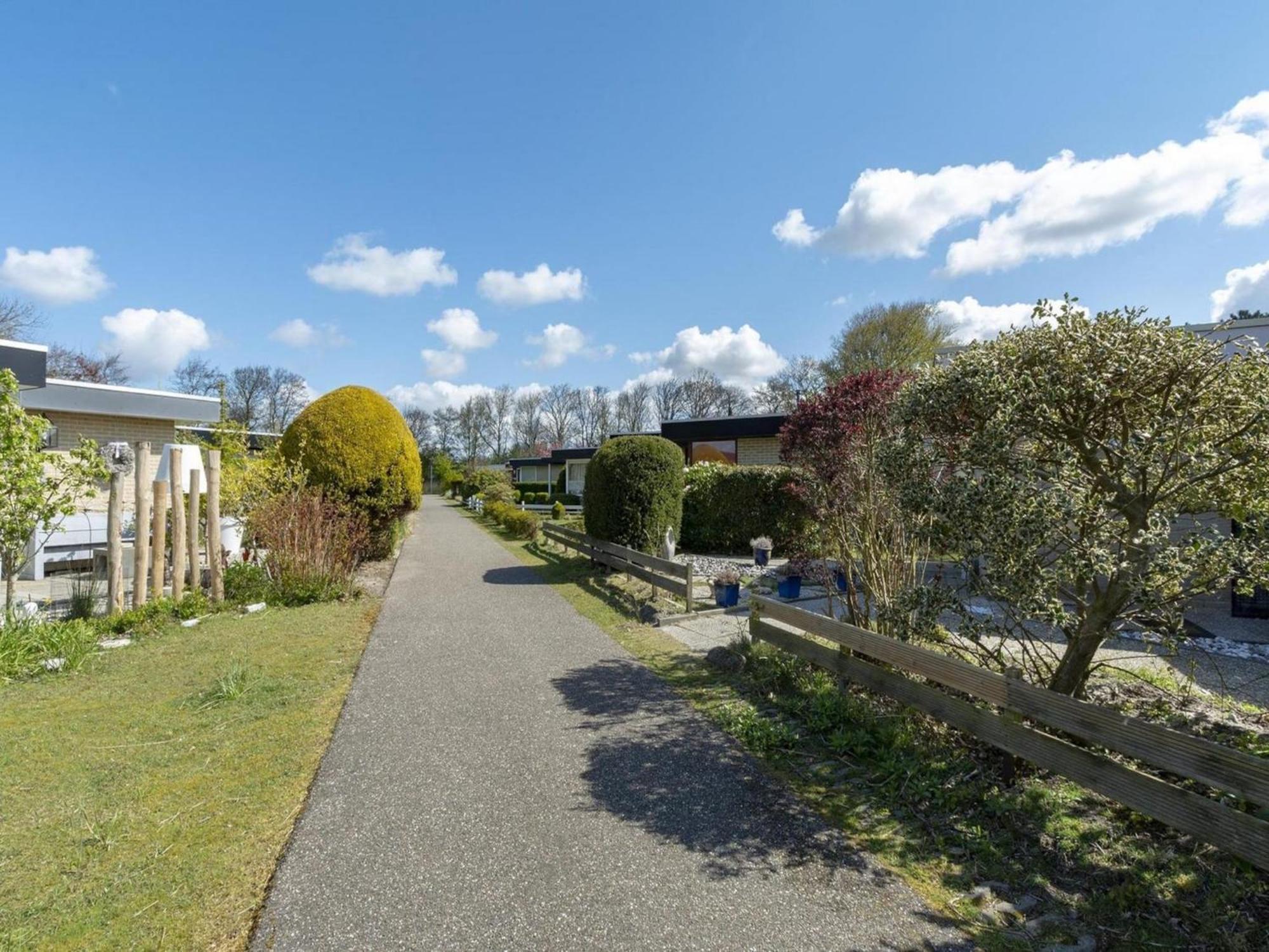 Attractive Holiday Home Close To Beach Sint Maartensvlotbrug エクステリア 写真